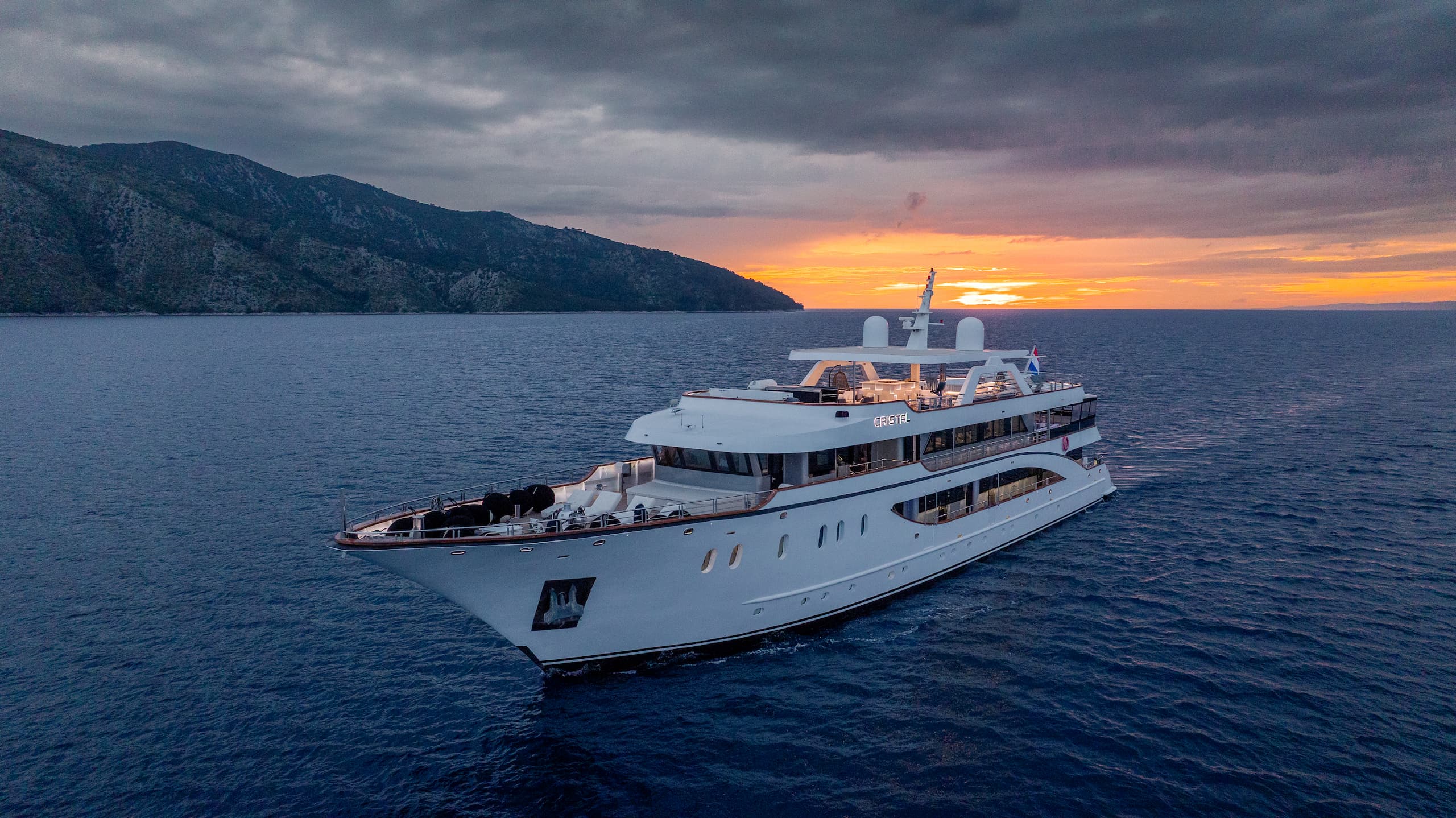 M/Y CRISTAL - Image 5