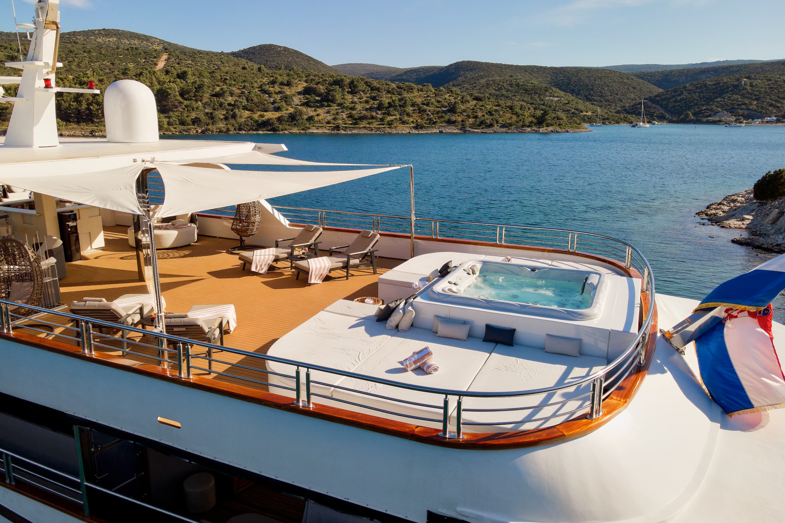 M/Y CRISTAL - Image 17