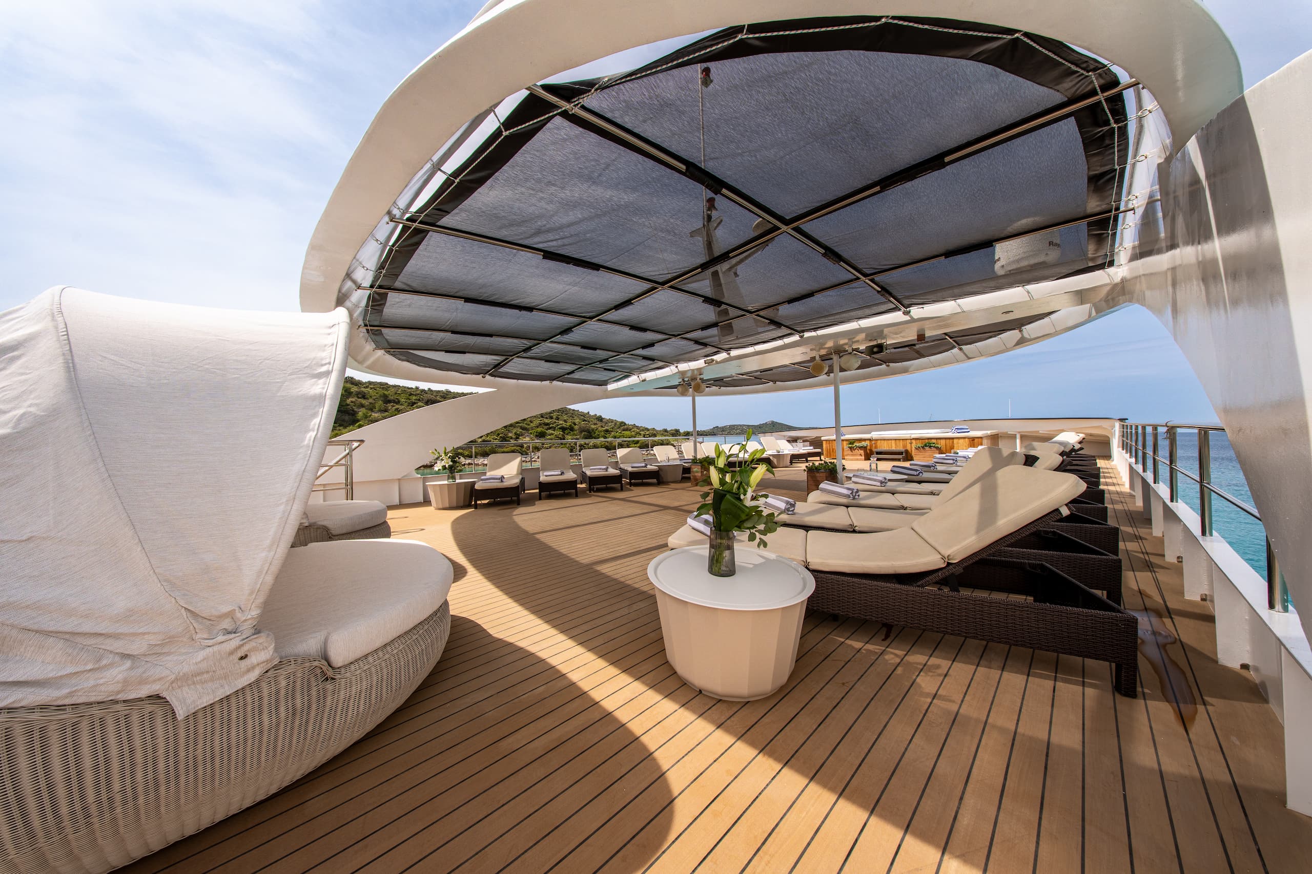 M/Y KARIZMA - Image 24
