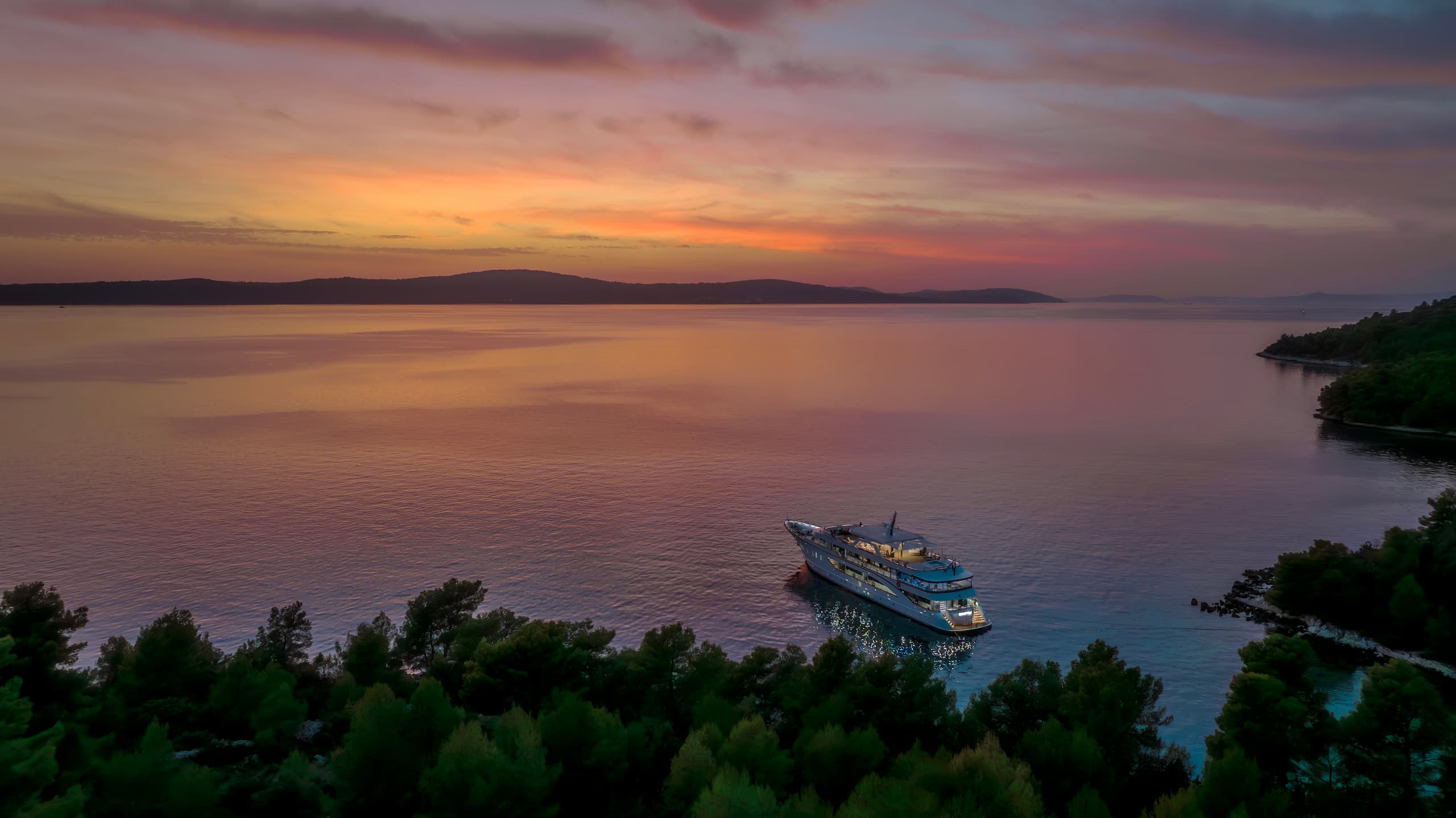 M/Y CRISTAL - Image 47