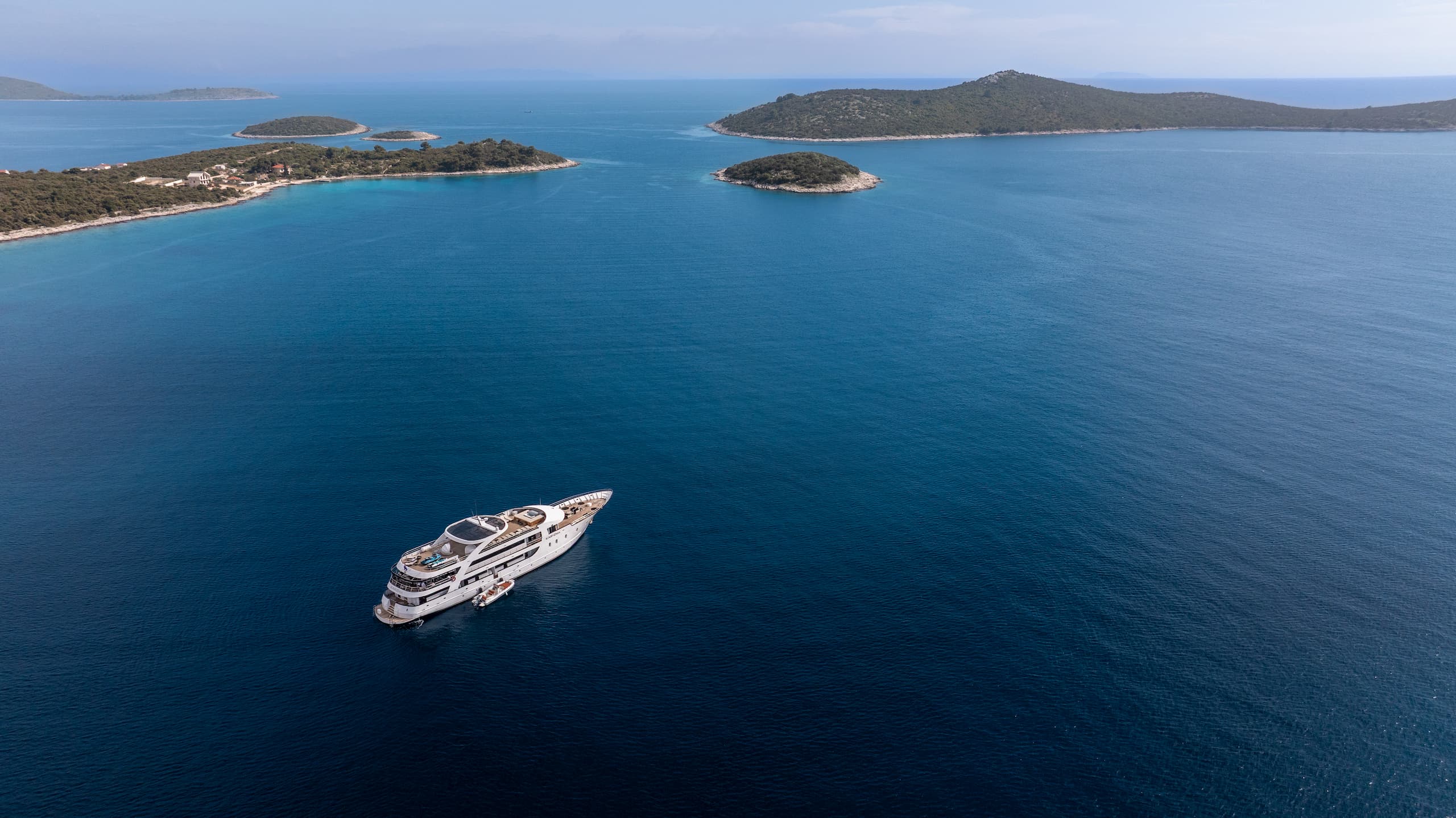 M/Y KARIZMA - Image 4
