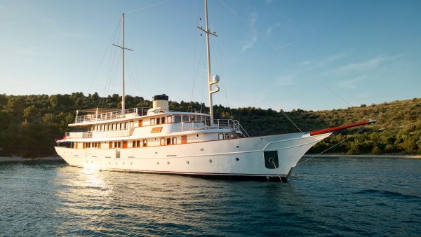 M/Y BELLEZZA